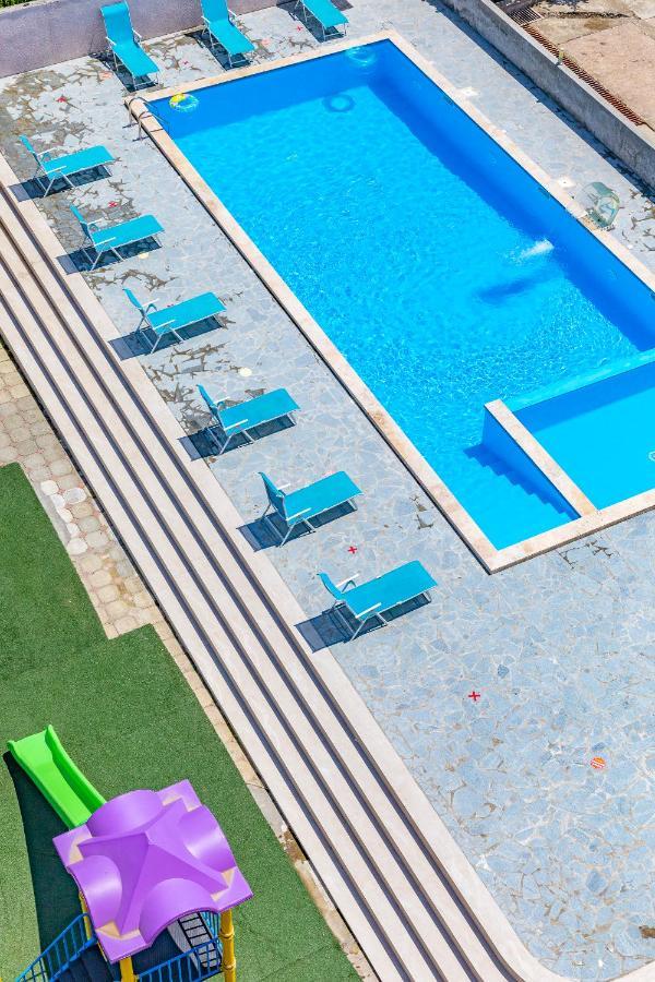 Samni Hotel Ureki Dış mekan fotoğraf