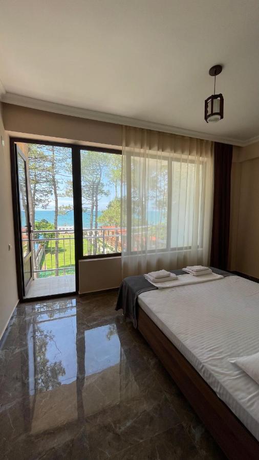 Samni Hotel Ureki Dış mekan fotoğraf