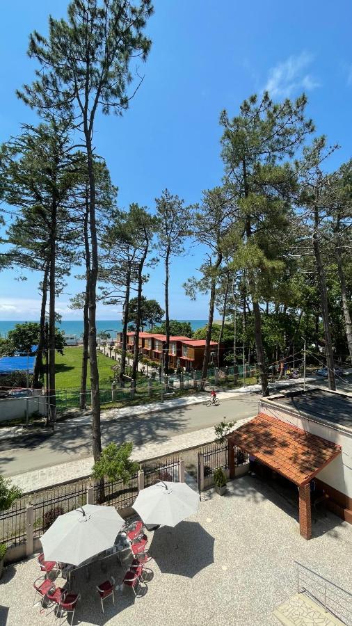 Samni Hotel Ureki Dış mekan fotoğraf