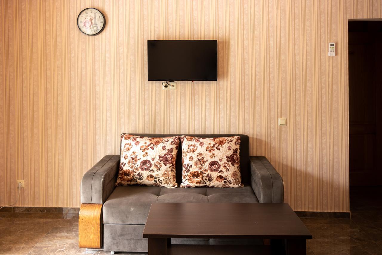 Samni Hotel Ureki Dış mekan fotoğraf